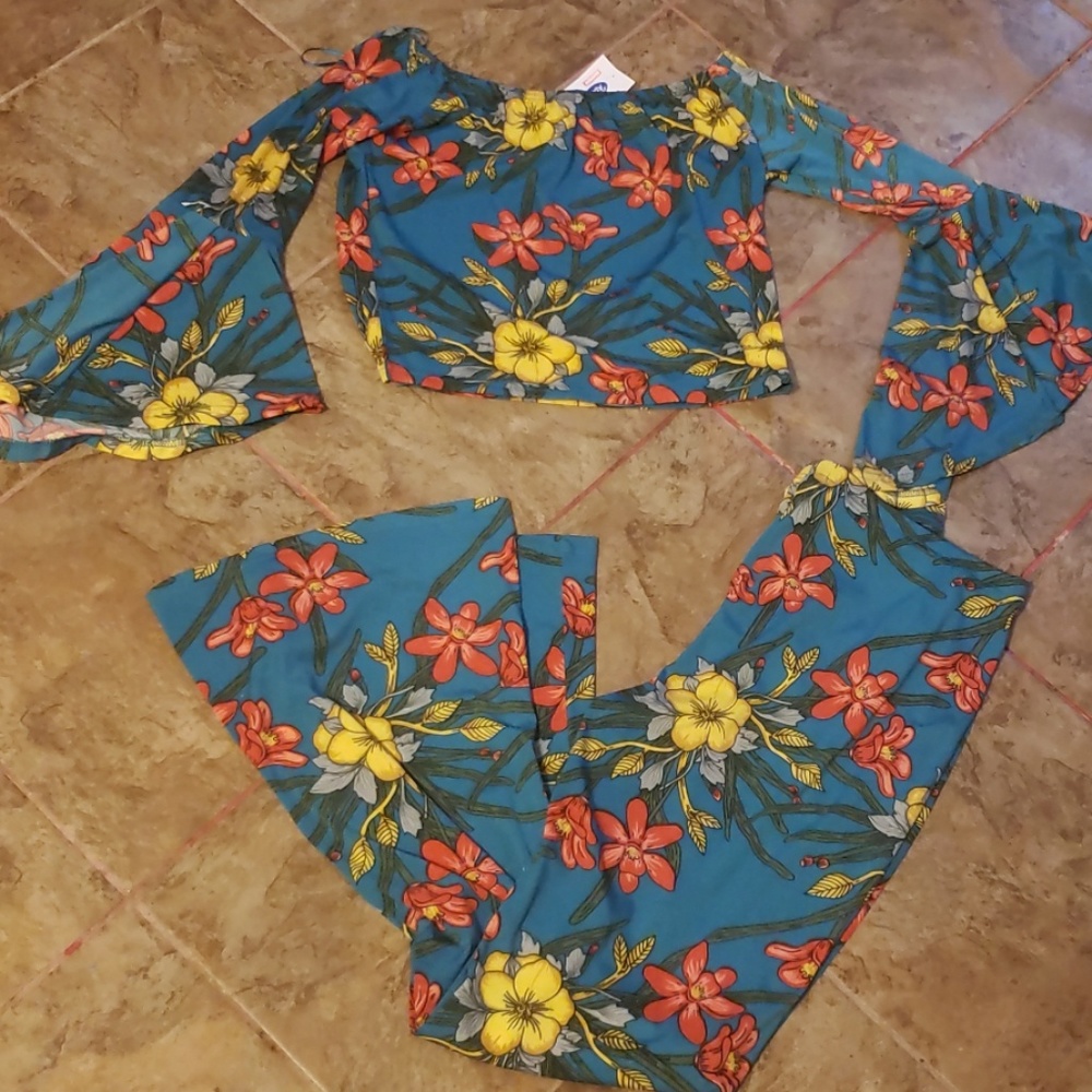 Sexy 2 pc Floral Set